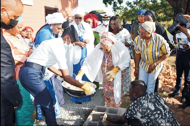 The First Lady of Kogi State, Hajiya Rashida Bello laying a foundation for an extension of Hajiya Nana Aishatu Gambo Mall at the Naval Base Banda, Lokoja